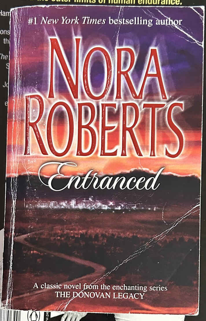 Entranced (Donovan Legacy) By Nora Roberts
