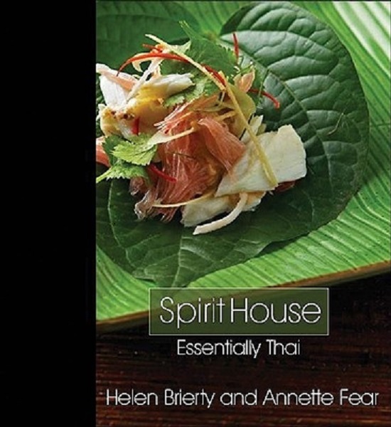 Essentially Thai By Helen Brierty, Annette Fear