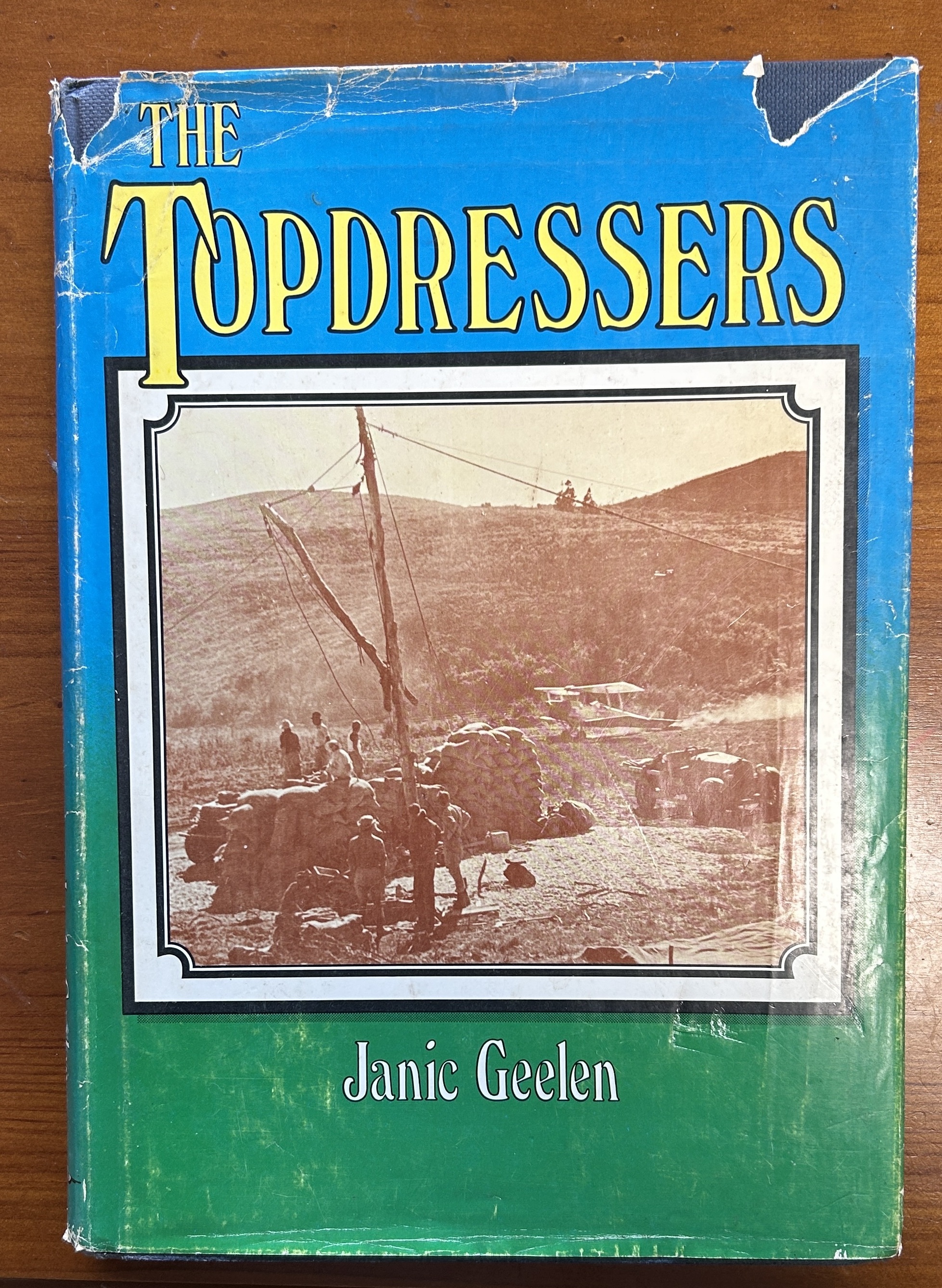 The Topdressers by Janic Geelen