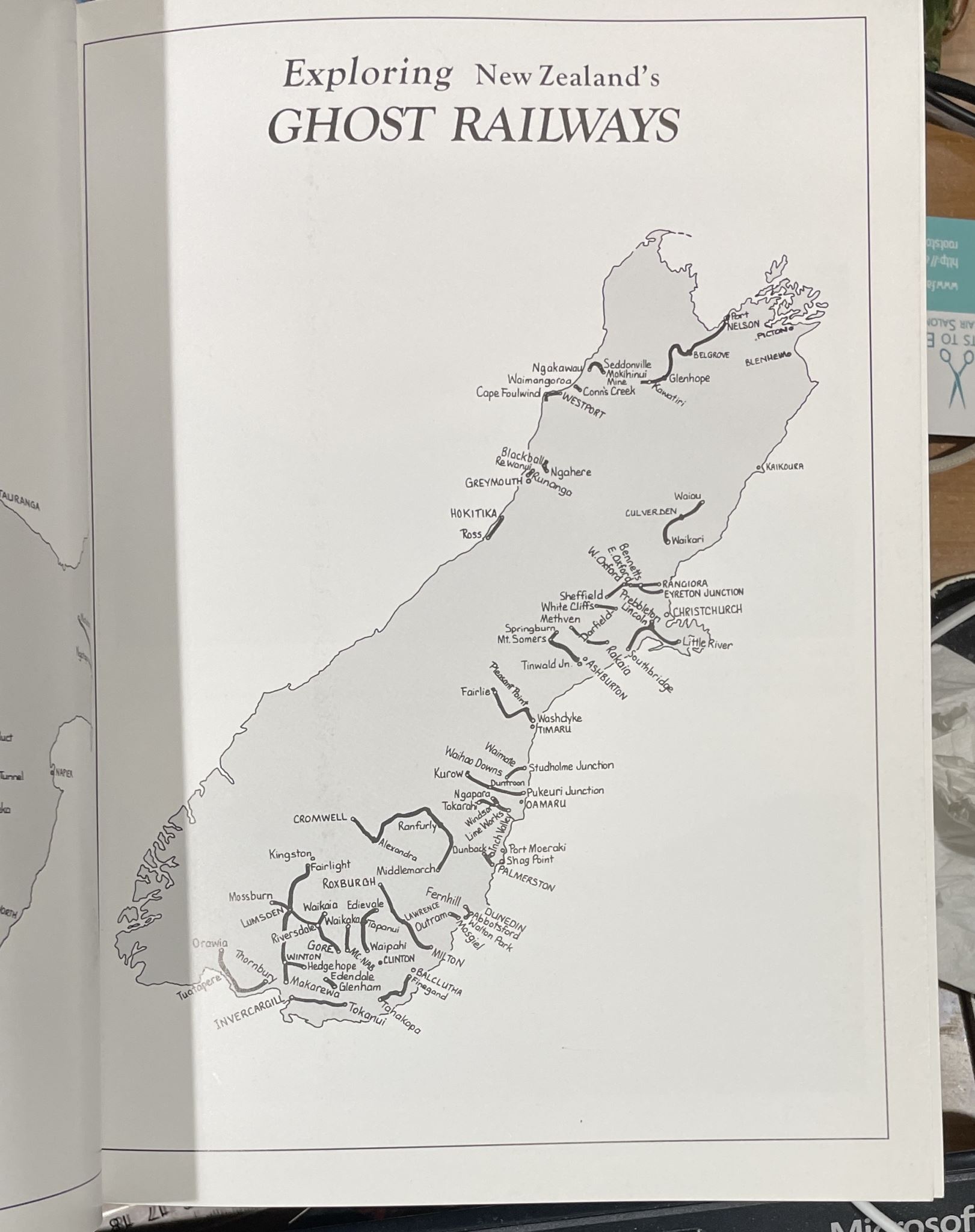 Exploring New Zealand's Ghost Railways by David Leitch, Scott Brian