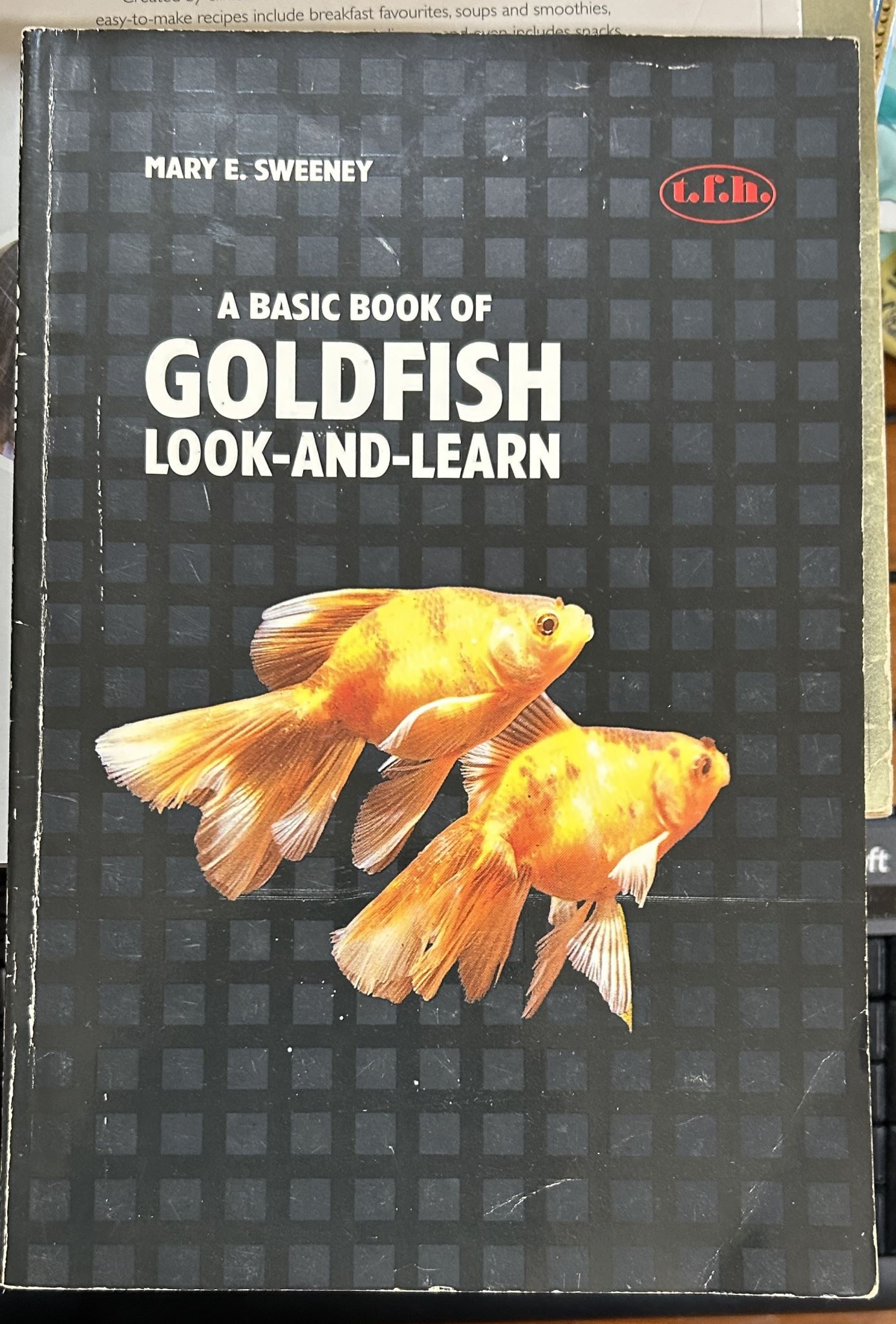A Basic Book of Goldfish: Look-&-Learn by Mary E. Sweeney