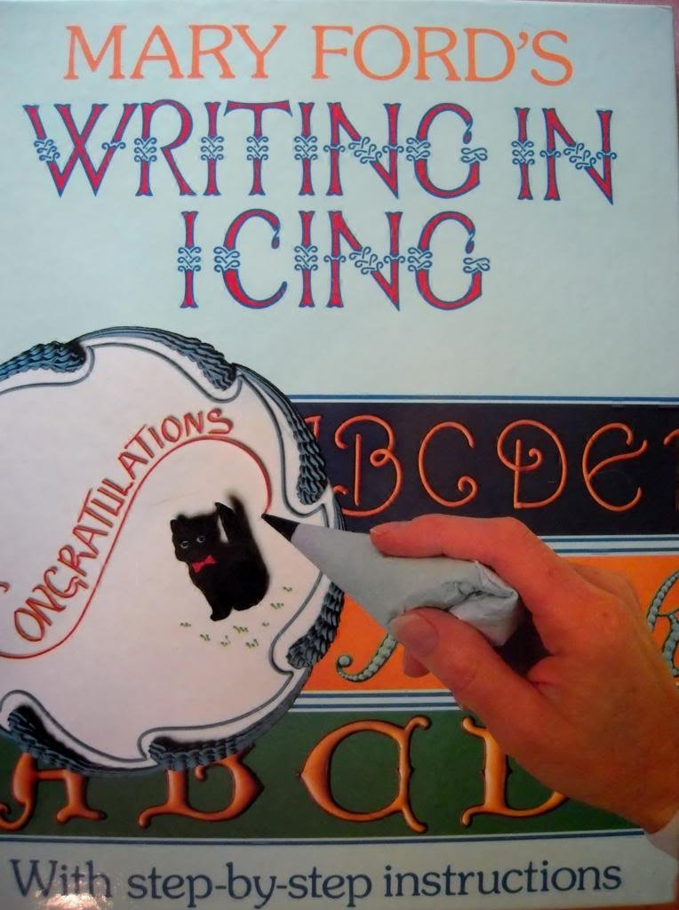Writing in Icing With Step-by-Step Instructions By Mary Ford