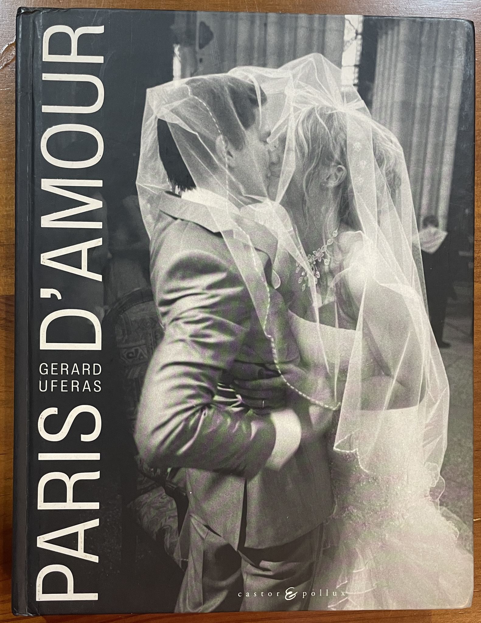 Paris d'amour (French Edition) with DVD