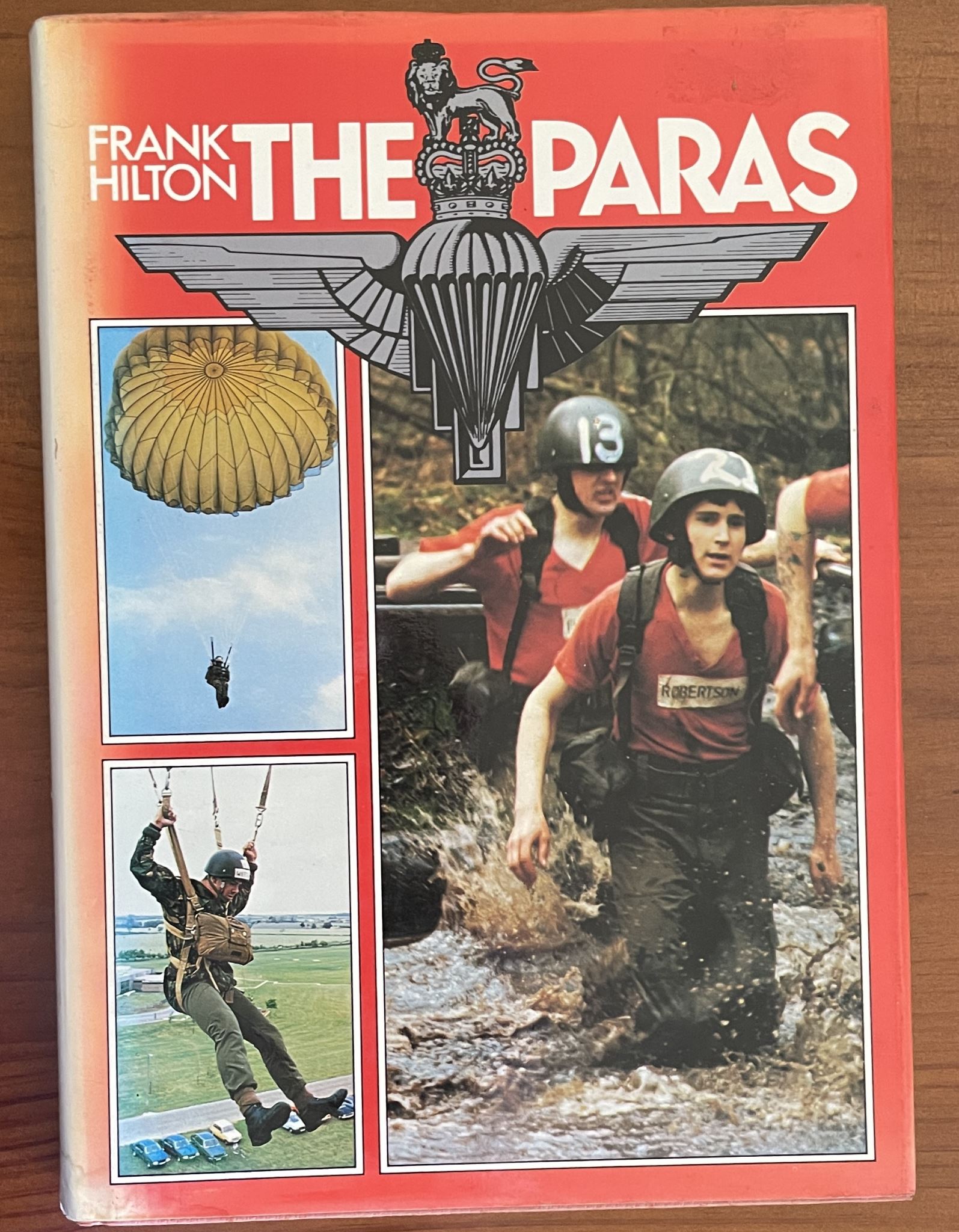 The Paras by Frank Hilton
