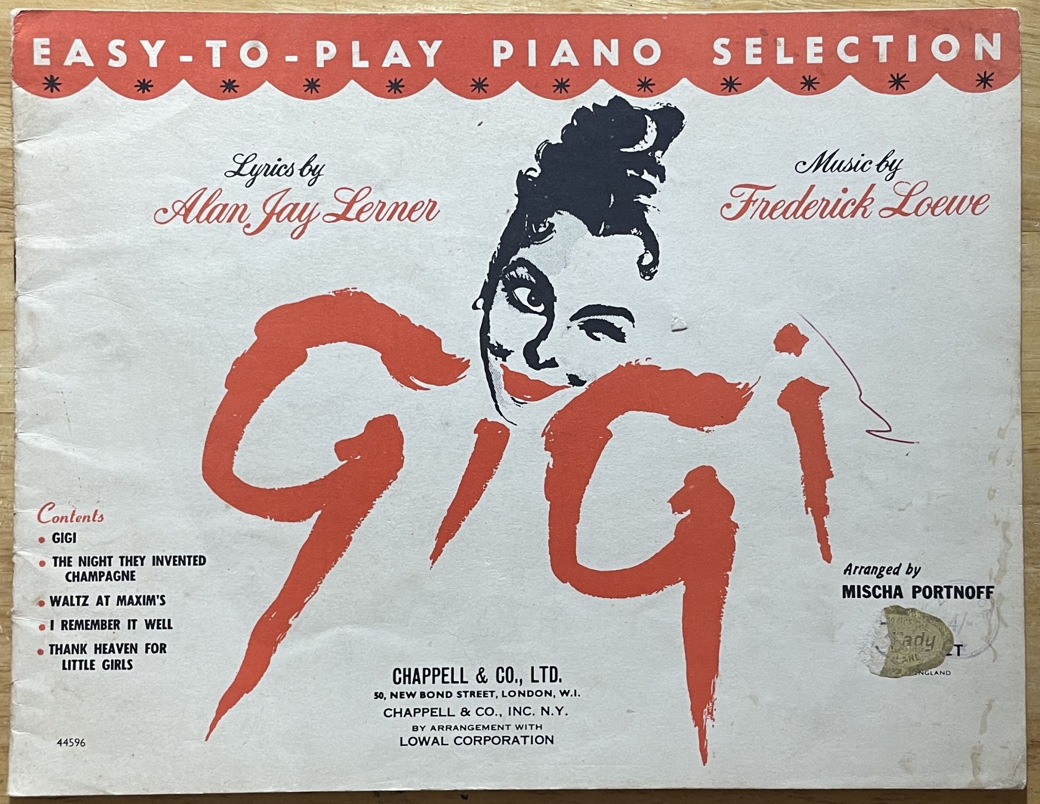 Easy-to-Play Piano Selection Gigi