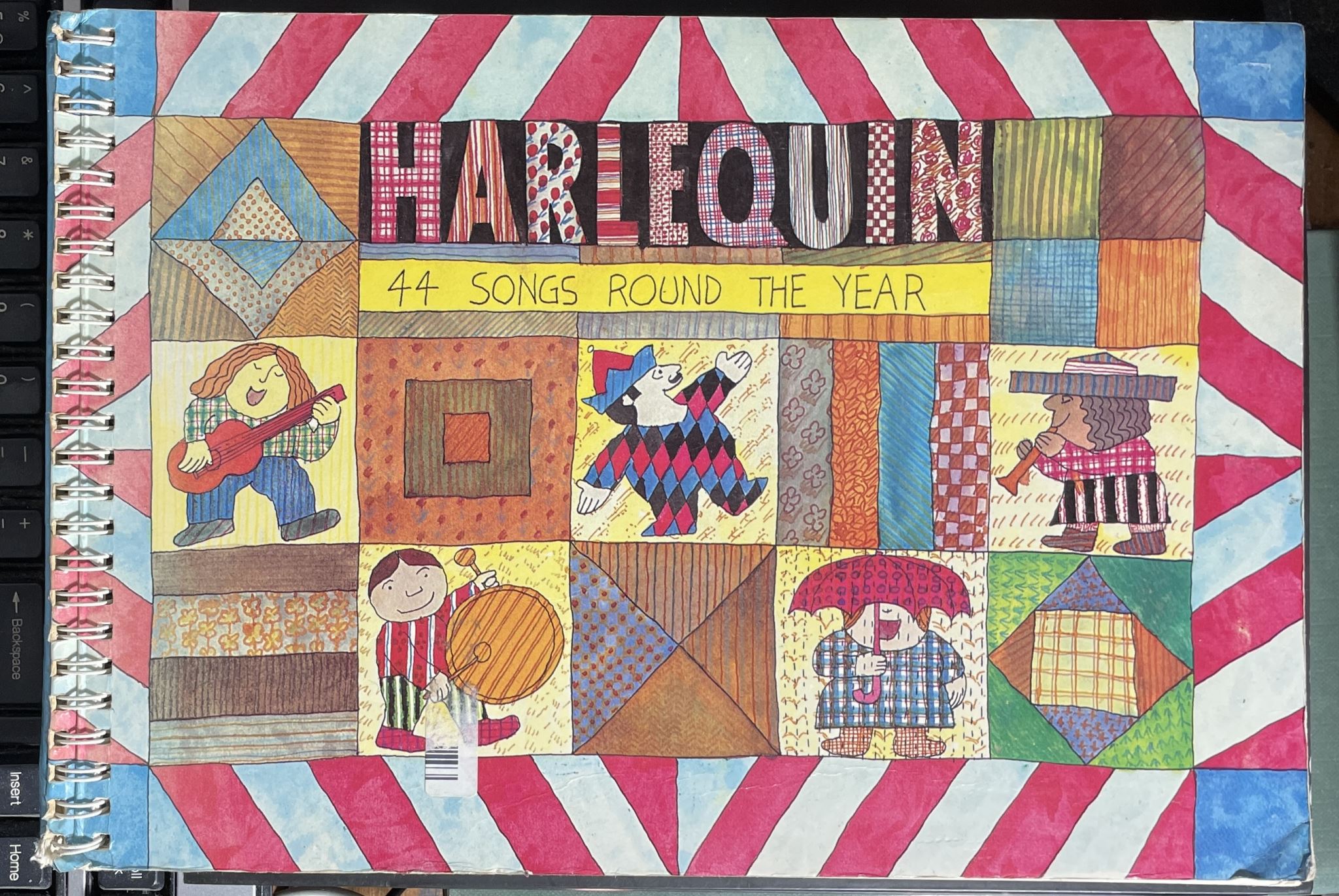 Harlequin 44 Songs Round the Year