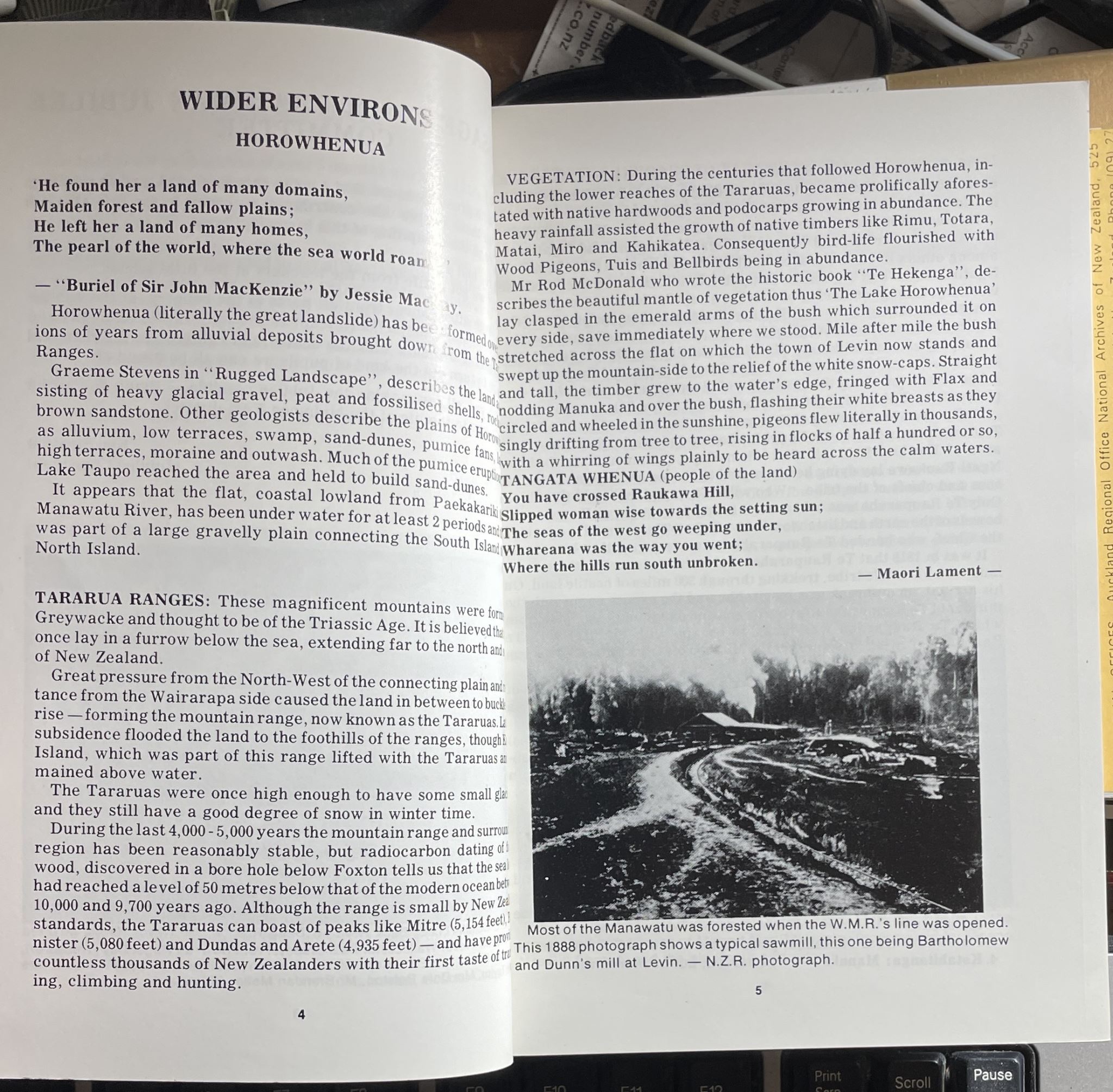 School at the Foothills' History of Muhunoa East School & District 1904-1979