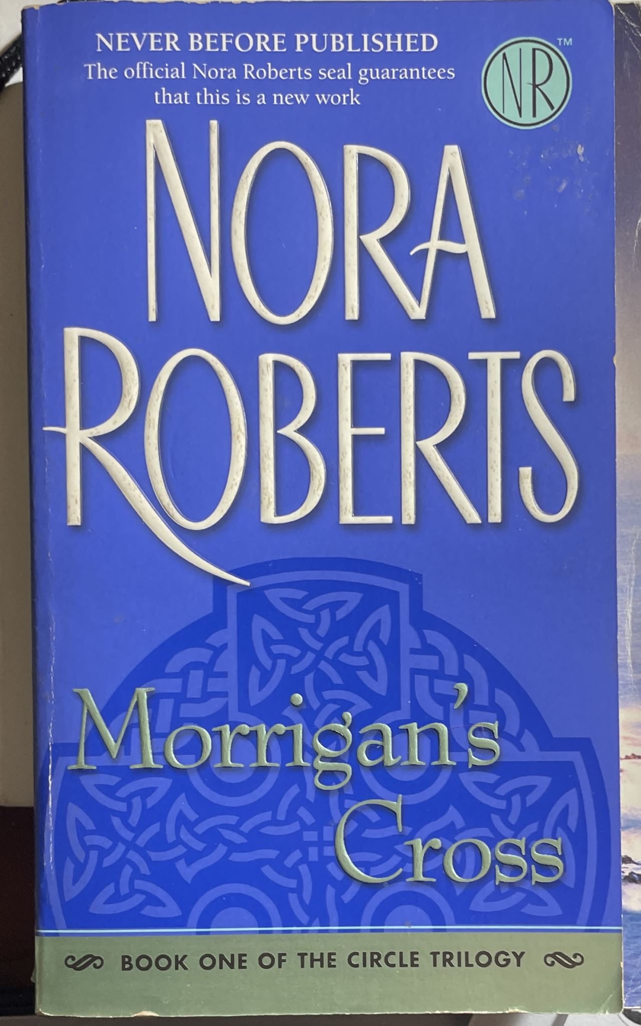 Nora Roberts Morrigan's Cross