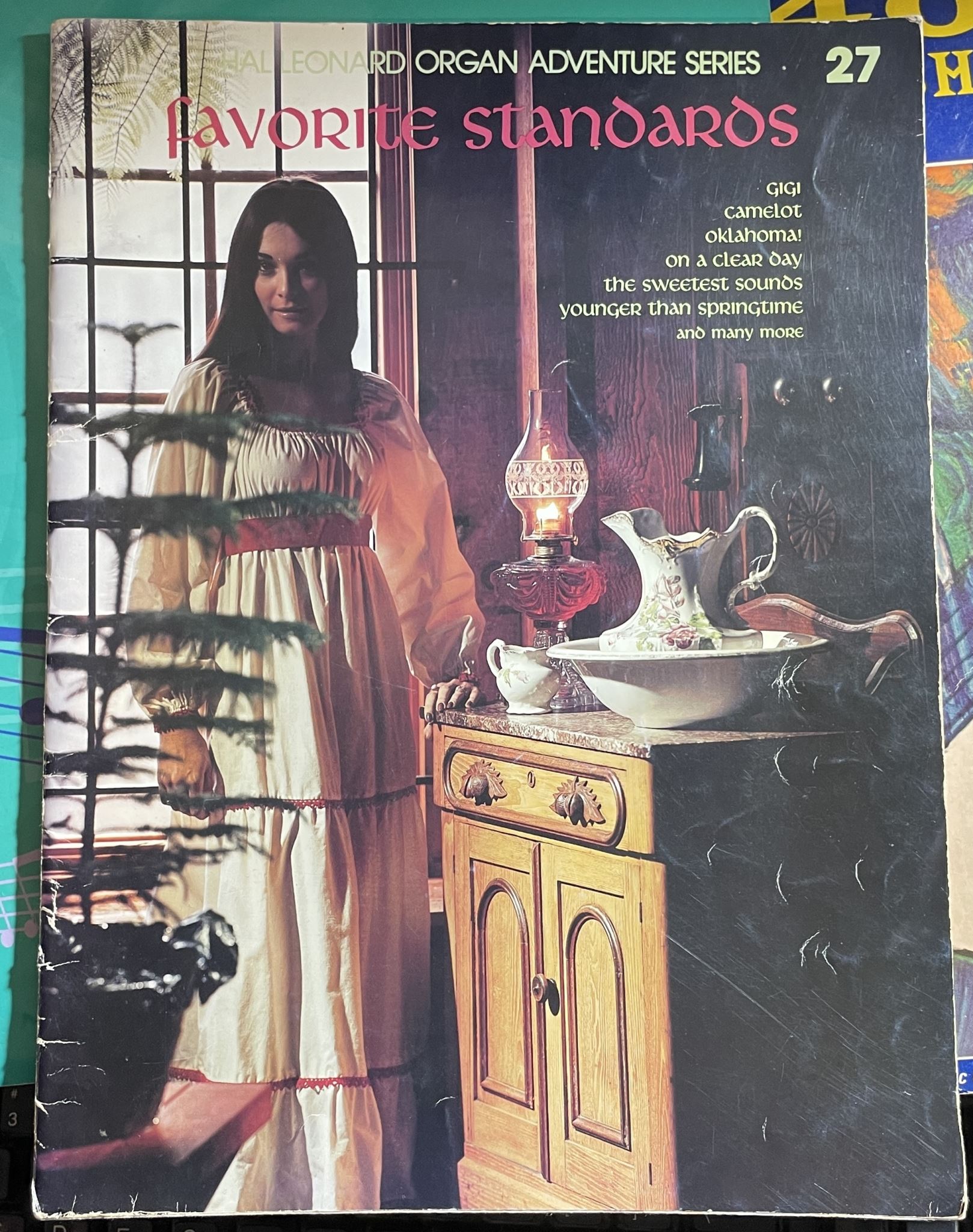 Halleonard Organ Adventure Series 27 Favorite Standards