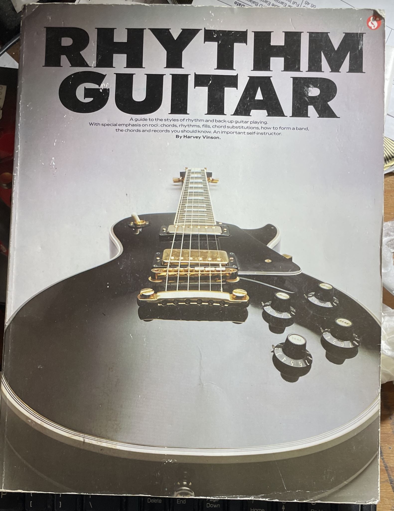 Rhythm Guitar Guide to the Styles of Rhythm back-up Guitar Playing Harvey Vinson