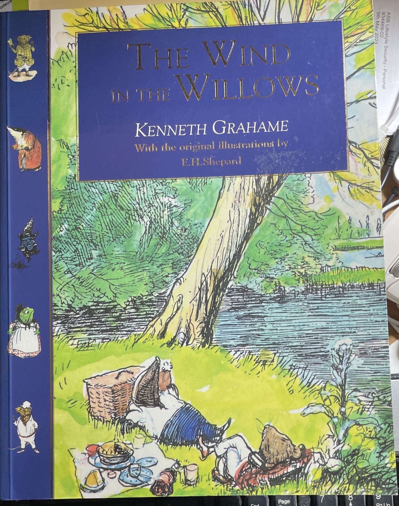The Wind in the Willows by Kenneth Grahame