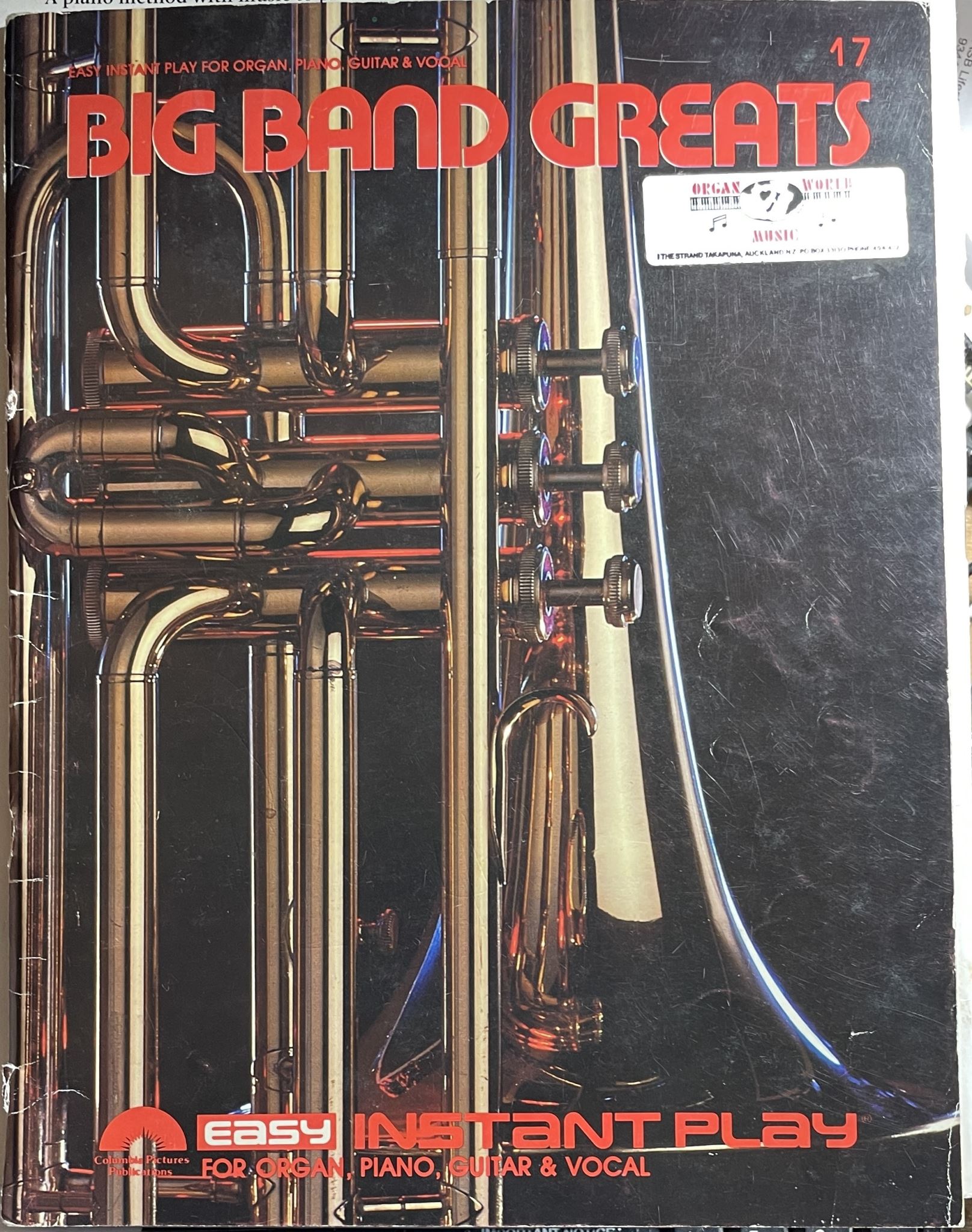 Easy Instant Play for Organ, Piano, Guitar & Vocal 17 Big Band Greats