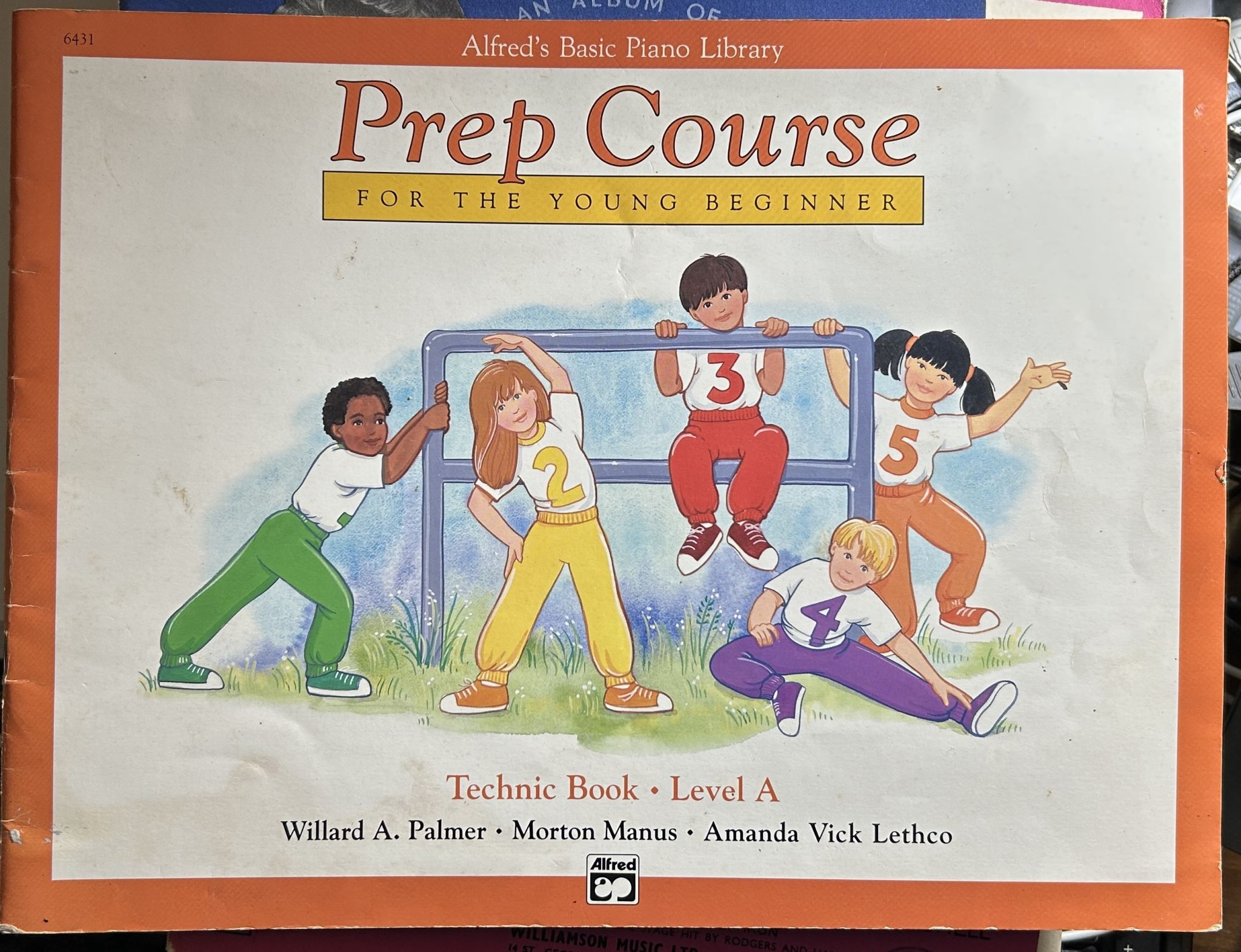 Alfred Basic Piano Prep Course for young Beginner Technic Book Level A